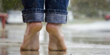 احترس لصحتك.. تشنجات القدمين بداية لـ12 مشكلة صحية خطيرة