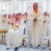 خادم الحرمين الشريفين يؤدي صلاة عيد الفطر في قصر السلام بجدة