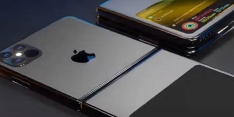 أبل تخطط لإطلاق هاتفها القابل للطي بشاشة داخلية بحجم 7.8 بوصة