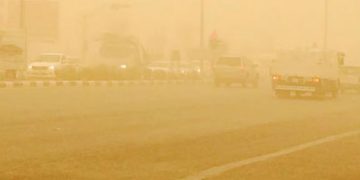أتربة وطقس متقلب وتحذير عاجل.. 9 نصائح للقيادة في الجو الغائم والمغبر