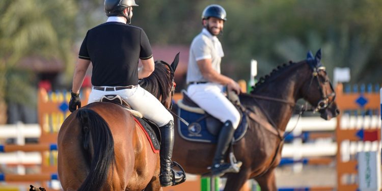 صقر المملكة سعد العجمي وأسد الرافدين زيد النجيفي