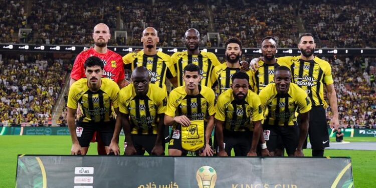 بينهم كانتي وفابينهو.. ميدو يختار أفضل لاعبي دوري روشن