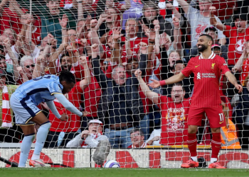 ليفربول يحصد النجمة الـ 20.. الأندية الأكثر تتويجًا بلقب الدوري الإنجليزي بعد فوز الريدز الليلة 