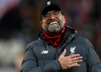 «يورغن كلوب».. الغائب الحاضر في تتويج ليفربول بقلب الدوري الإنجليزي الـ 20 في تاريخه