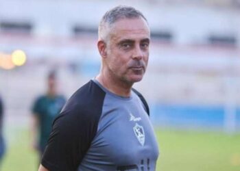 مفاوضات سرّية أم شائعات.. جوميز في مرمى الأهلي والفتح يرد