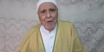 فقد صوته بالكامل ووضعه على أجهزة التنفس الصناعي.. آخر تطورات الحالة الصحية للفنان نعيم عيسى