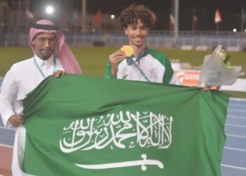 أبطال من ذهب.. ‫العداء السعودي هاشم حكيم يتوج بذهبية ألعاب القوى في البطولة الآسيوية‬