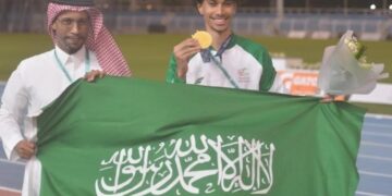 أبطال من ذهب.. ‫العداء السعودي هاشم حكيم يتوج بذهبية ألعاب القوى في البطولة الآسيوية‬