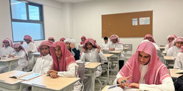 ”تعليم مكة” يحتفل بعيد الفطر ويستقبل طلابه بأجواء بهجة ومحبة