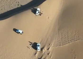 تفاصيل مثيرة وقاسية.. إنقاذ عائلة مفقودة في صحراء حلبان غرب الرياض