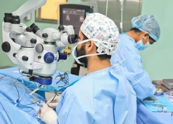 معجزة طبية في السعودية.. إنقاذ بصر مسن بعد عملية معقدة في مستشفى الدكتور سليمان الحبيب