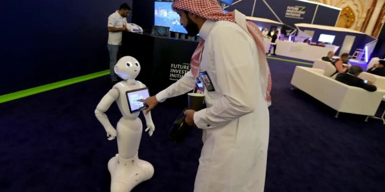 “فرصة ذهبية تمنحك شهادة معتمدة”.. تدريب مليون مواطن على الذكاء الاصطناعي والتسجيل عبر رابط مباشر