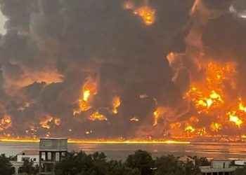 السعودية ترحب ببيان عُمان بالتوصل لوقف إطلاق النار في اليمن وحماية الملاحة والتجارة الدولية