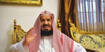 عضو هيئة كبار العلماء والمستشار في الديوان الملكي، الشيخ عبدالله المنيع