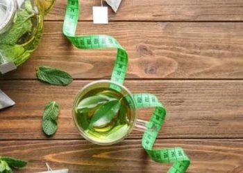 على عكس المعتقد.. تناول الشاي الأخضر لا ينقص الوزن أو الدهون