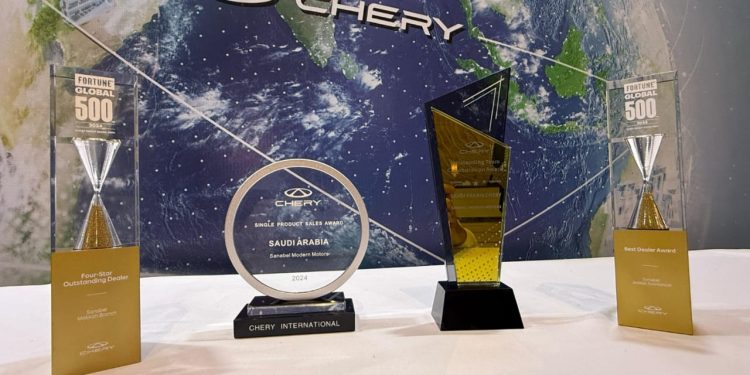 أربع جوائز عالمية… شركة سنابل الحديثة للسيارات تتألق في مؤتمر “شيري الدولي للأعمال 2025”