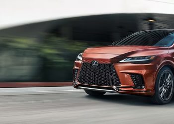 لكزس تنطلق بخطوات واثقة نحو مستقبل كهربائي ذكي