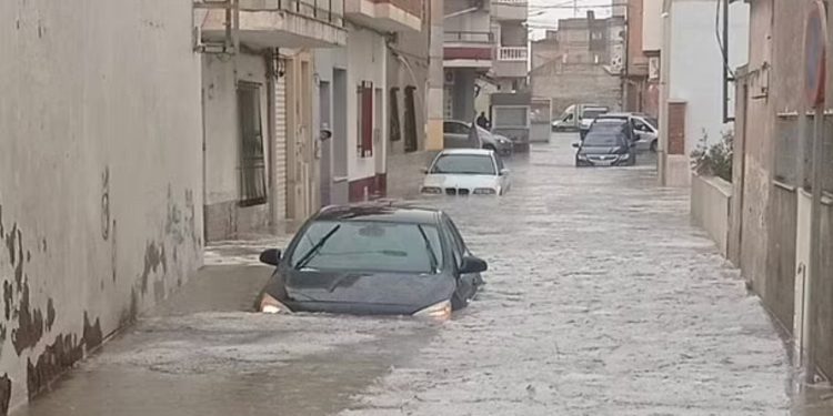 عاصفة مدمرة تضرب اسبانيا