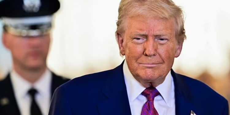 سفاح شهير يوجه رسالة لترامب قبل إعدامه