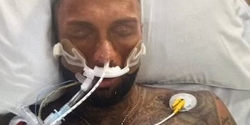 قصة تحذير من مخاطر المنشطات .. شاب يكافح من أجل حياته بعد إدمانه على الستيرويدات