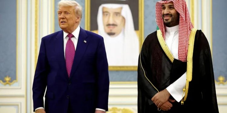 انطلاق جلسة مباحثات رسمية بين ولي العهد والرئيس الأمريكي في قصر اليمامة