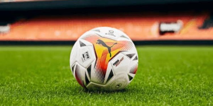 صراع البقاء.. مواعيد مباريات اليوم الخميس والقنوات الناقلة