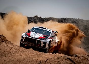 بعد غياب 15 عاما.. عودة الراليات يشعل الحماس على إلى أرض السعودية