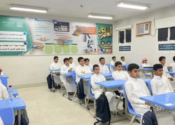 ببساطة وسرعة.. خطوات تسجيل ولي الأمر في نظام نور إلكترونيًا| رابط مباشر