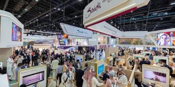 أهلاً بالعالم.. ليس شعاراً بل واقع عاشه 160 جنسية في جناح السعودية