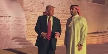 زيارة تاريخية تجمع الماضي بالمستقبل.. ولي العهد السعودي والرئيس الأمريكي يكتشفان إرث الدرعية