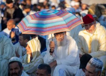 نصائح لتفادي ضربة الشمس ودرجات الحرارة المرتفعة خلال موسم الحج 2025