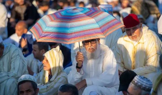 نصائح لتفادي ضربة الشمس ودرجات الحرارة المرتفعة خلال موسم الحج 2025