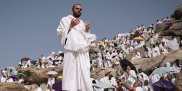 السعودية تعلن ضوابط تفويج الحجاج إلى المشاعر المقدسة استعدادًا لموسم حج 2025