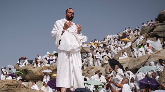 السعودية تعلن ضوابط تفويج الحجاج إلى المشاعر المقدسة استعدادًا لموسم حج 2025