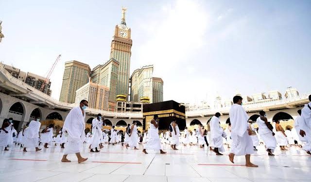 وصول أكثر من نصف حجاج 21 دولة إلى مكة استعدادًا لموسم حج 2025