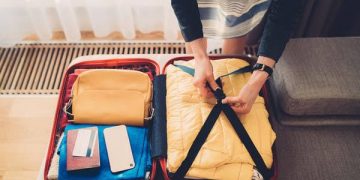 لترتيب شنطة السفر بذكاء.. 10 خطوات لتوفير المساحة وتخفيف الوزن