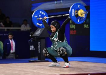 رفع الأثقال النسائي يتألق.. 9 أندية و82 رباعة في مواجهة نارية