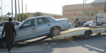 خطوات الحصول على خدمة إسقاط المركبات المهملة والتالفة للأفراد