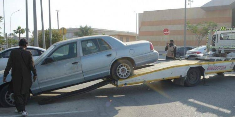 خطوات الحصول على خدمة إسقاط المركبات المهملة والتالفة للأفراد