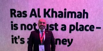 تعاون سياحي بين شركات سعودية ورأس الخيمة لتعزيز الرحلات وعروض السفر