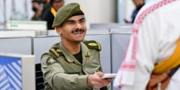 مطار الأمير محمد بن عبدالعزيز يستقبل أولى رحلات الحجاج القادمين من الصومال