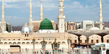 الشؤون الدينية بالمسجد النبوي تطوّر خدماتها الدعوية بـ23 لغة عبر شاشات ذكية وتطبيقات تفاعلية