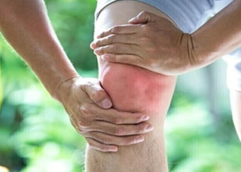 دعامات الركبة والتمارين المائية