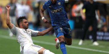 الهلال السعودي والريال