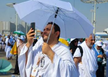 الصحة تحذر: تجنّبوا ضربات الشمس والجاهزية الكاملة في المشاعر لمواجهة الإجهاد الحراري