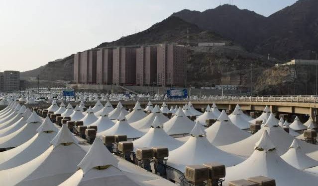 السعودية تبدأ تسليم مخيمات منى لحجاج السياحة استعداداً لموسم حج 1446هـ