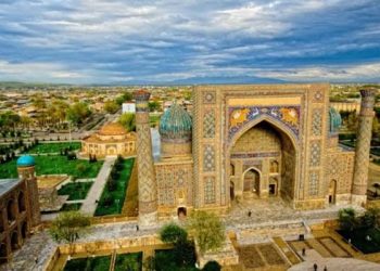 أوزبكستان تتيح 30 يومًا بلا تأشيرة للسعوديين