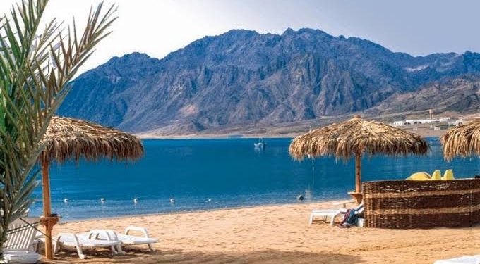 لعشاق المغامرة والاسترخاء.. أفضل أنشطة وأماكن سياحية في دهب