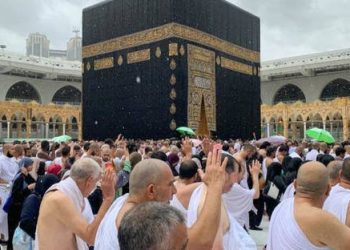 لتحسين تجربة الزوار.. عقد السكن الموثق شرط للعمرة في 1447هـ