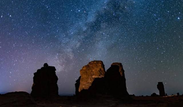 سياحة فلكية فريدة.. العلا تخطف الأضواء بعد إطلاق منظومة SHIMM المتطورة